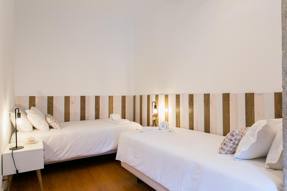 Lovelystay - Cozy 3Bdr Apartment In Estrela Lisboa Exterior foto